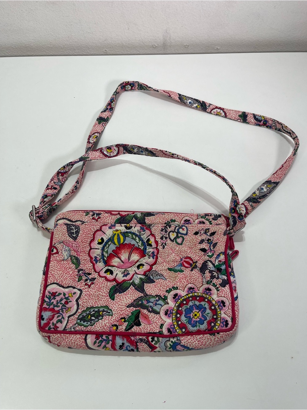 Vera Bradley Lil Hipster Shoulder Bag Floral Print Heart Lined Built in Wallet